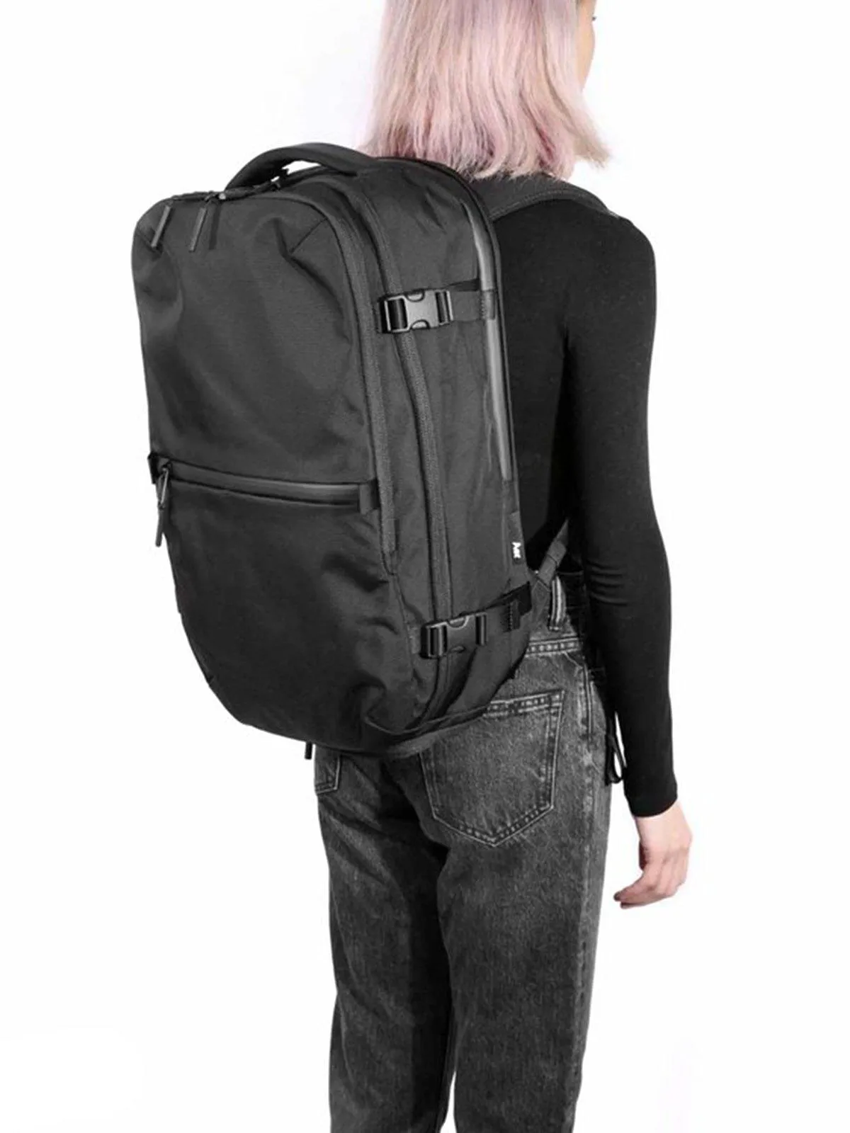 AER Travel Pack 2 Black 33L