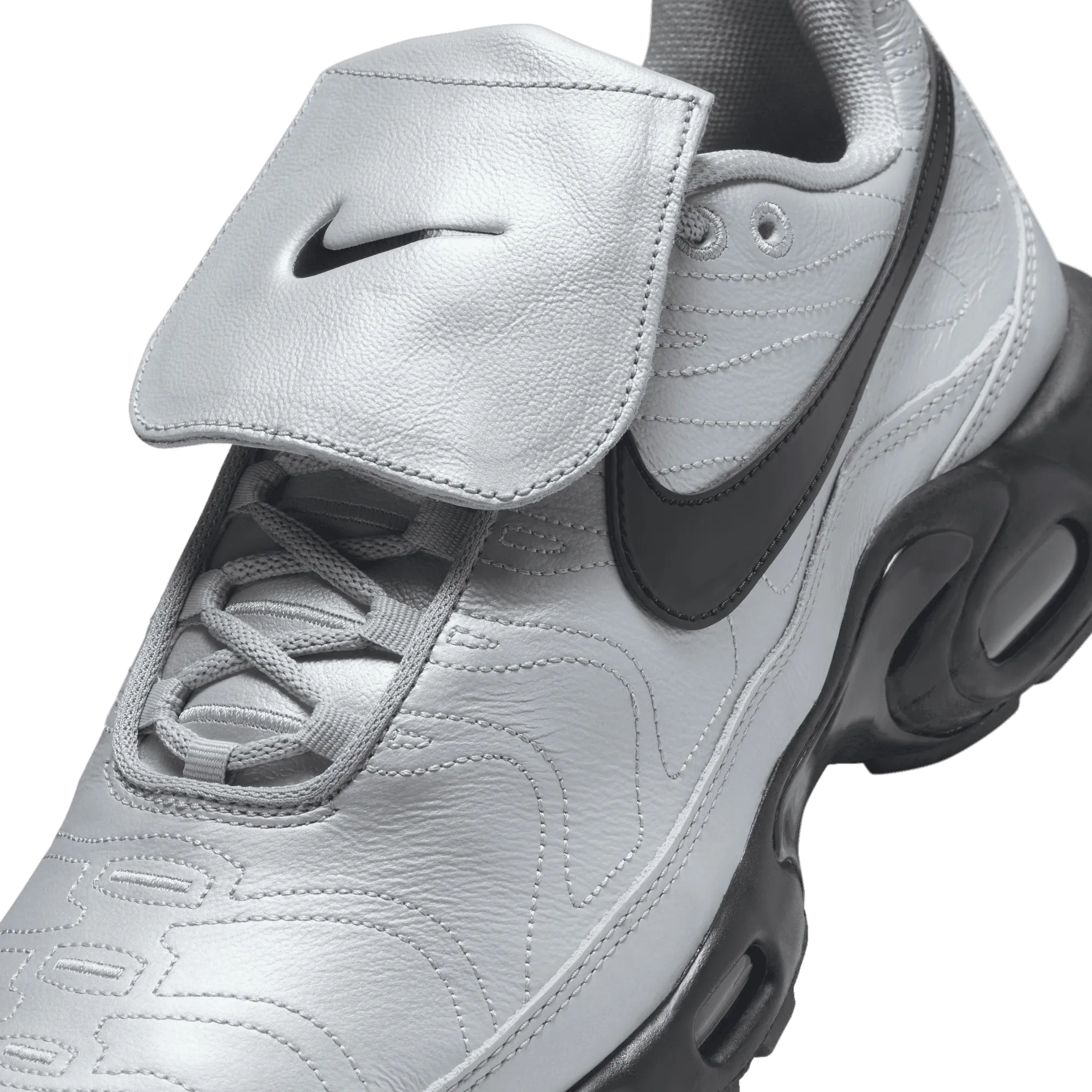 AIR MAX PLUS TIEMPO "WOLF GREY"