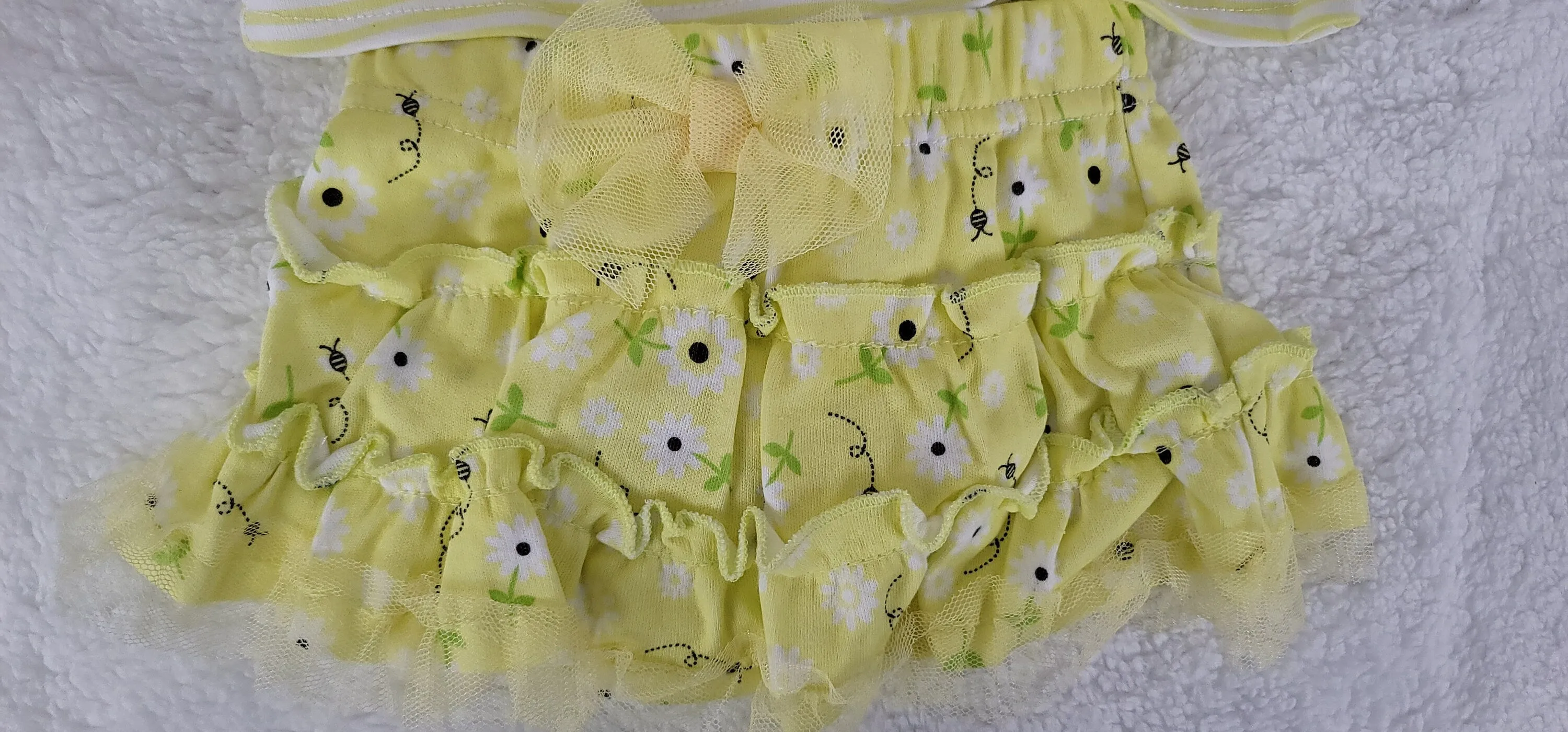 Baby Girls Yellow Set,Baby Clothes 3pcs,Baby Girls Set 0-3, 3-6 and 6-9 months,Flower Design Baby Girl Clothes,Trendy Baby Clothes,Gift set