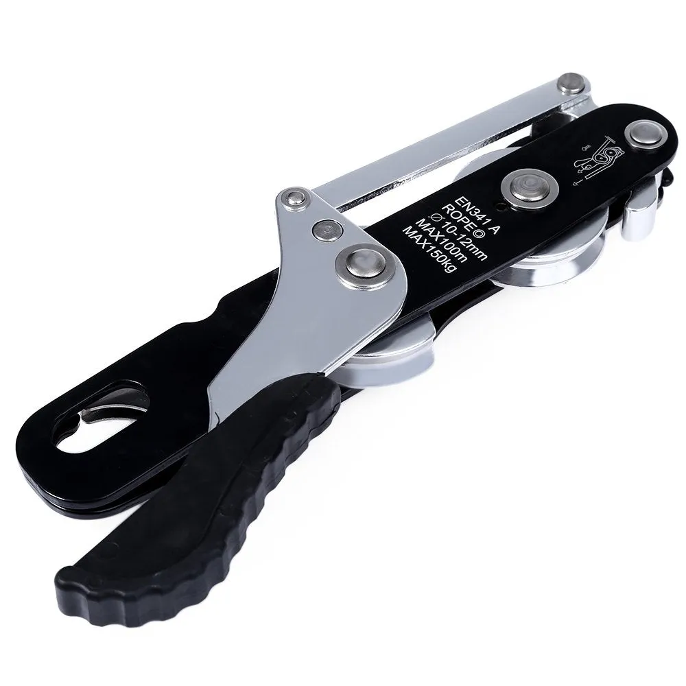 Extreme Rock Climbing Descender