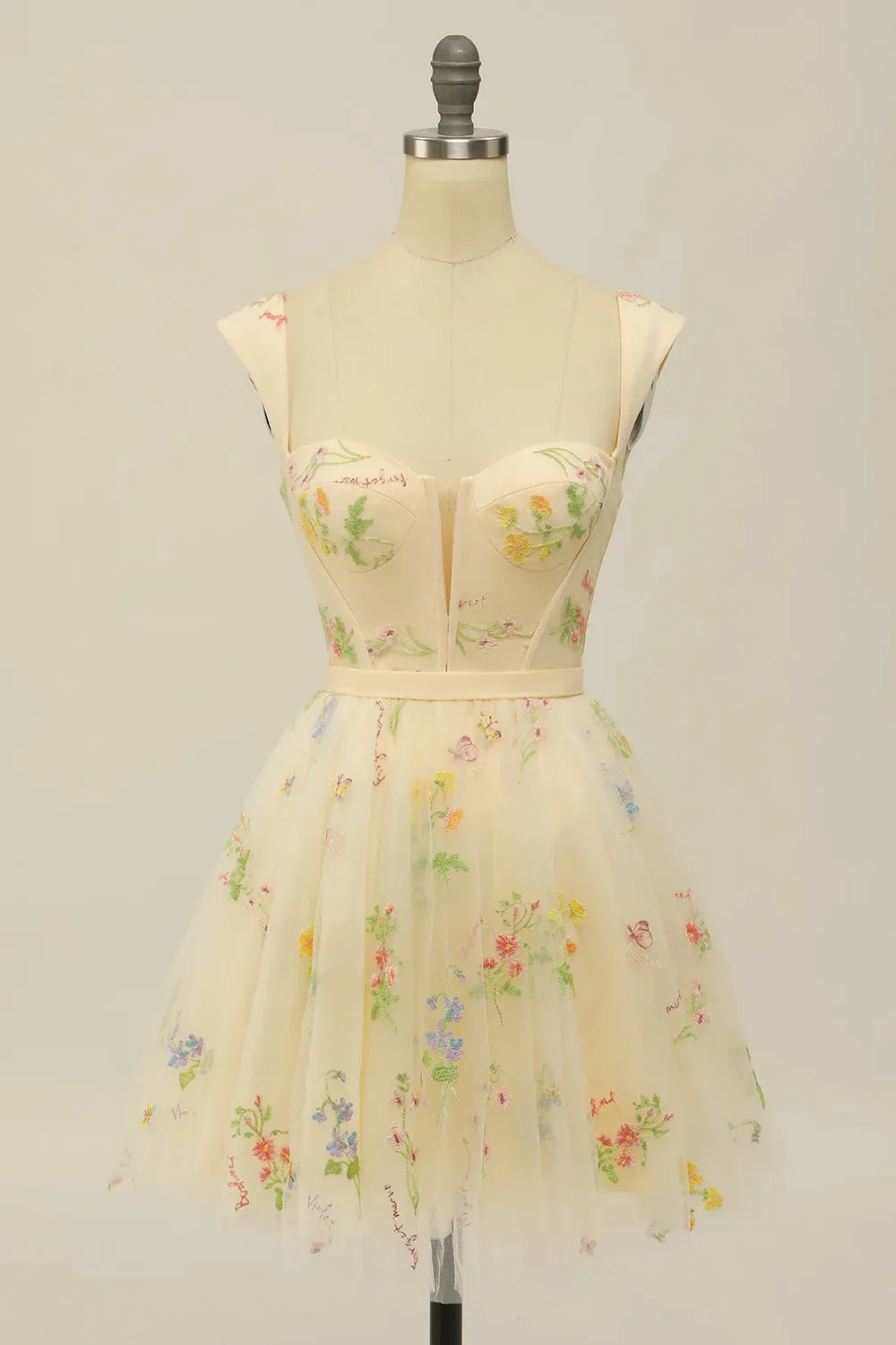 Floral Embroidery Sweetheart A-Line Homecoming Dress Short Party Dress  PD472