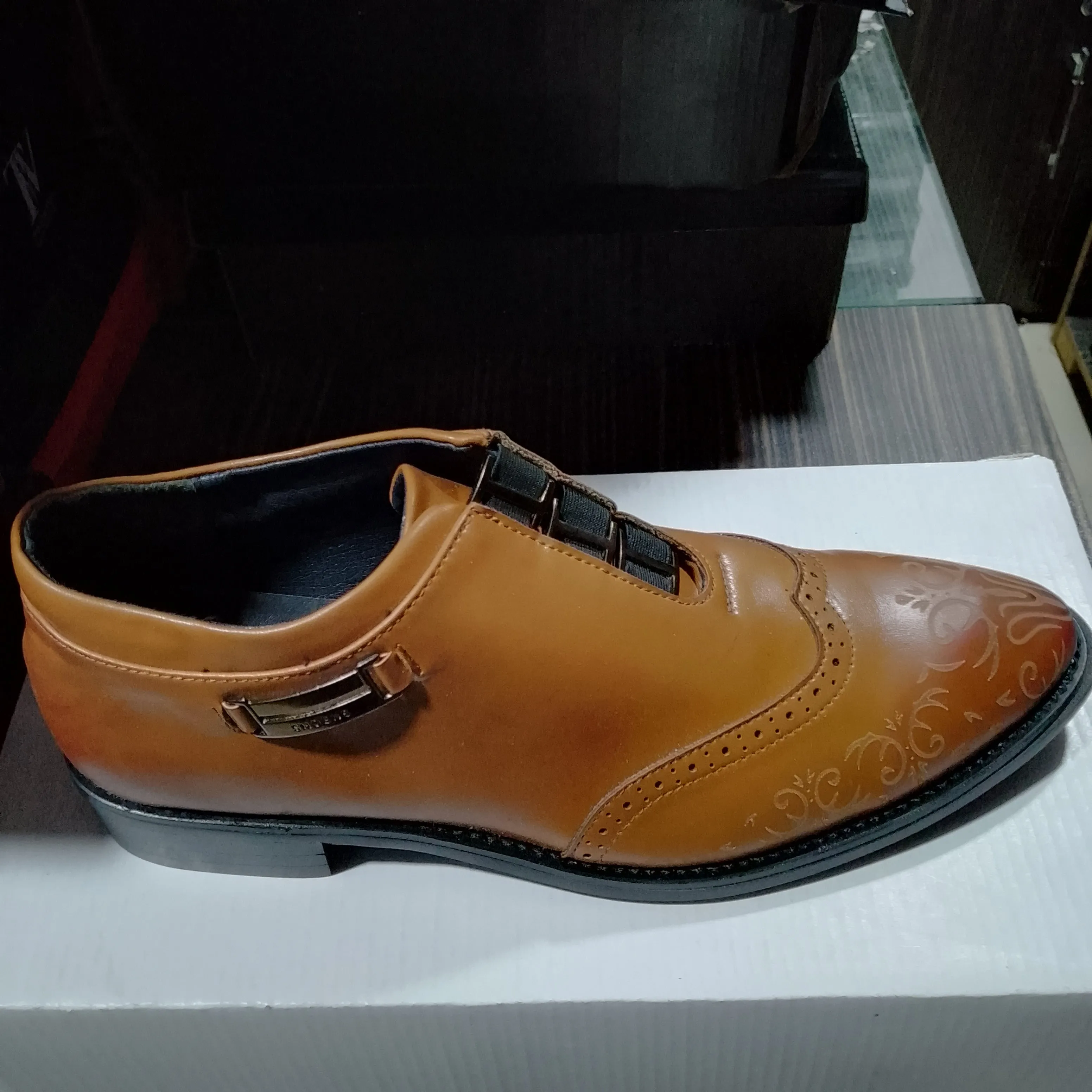 men's leather shoes