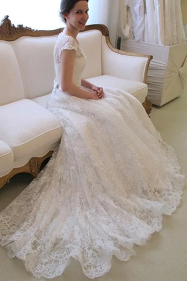 Scoop Neck Short Sleeve A-Line Lace Wedding Dress WD043