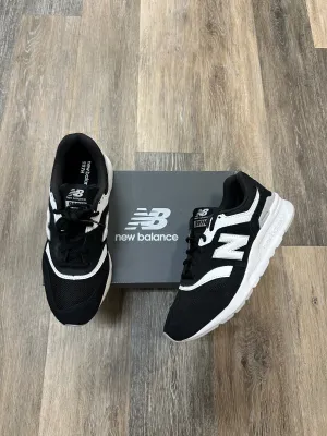 Shoes Athletic By New Balance In Black, Size: 9