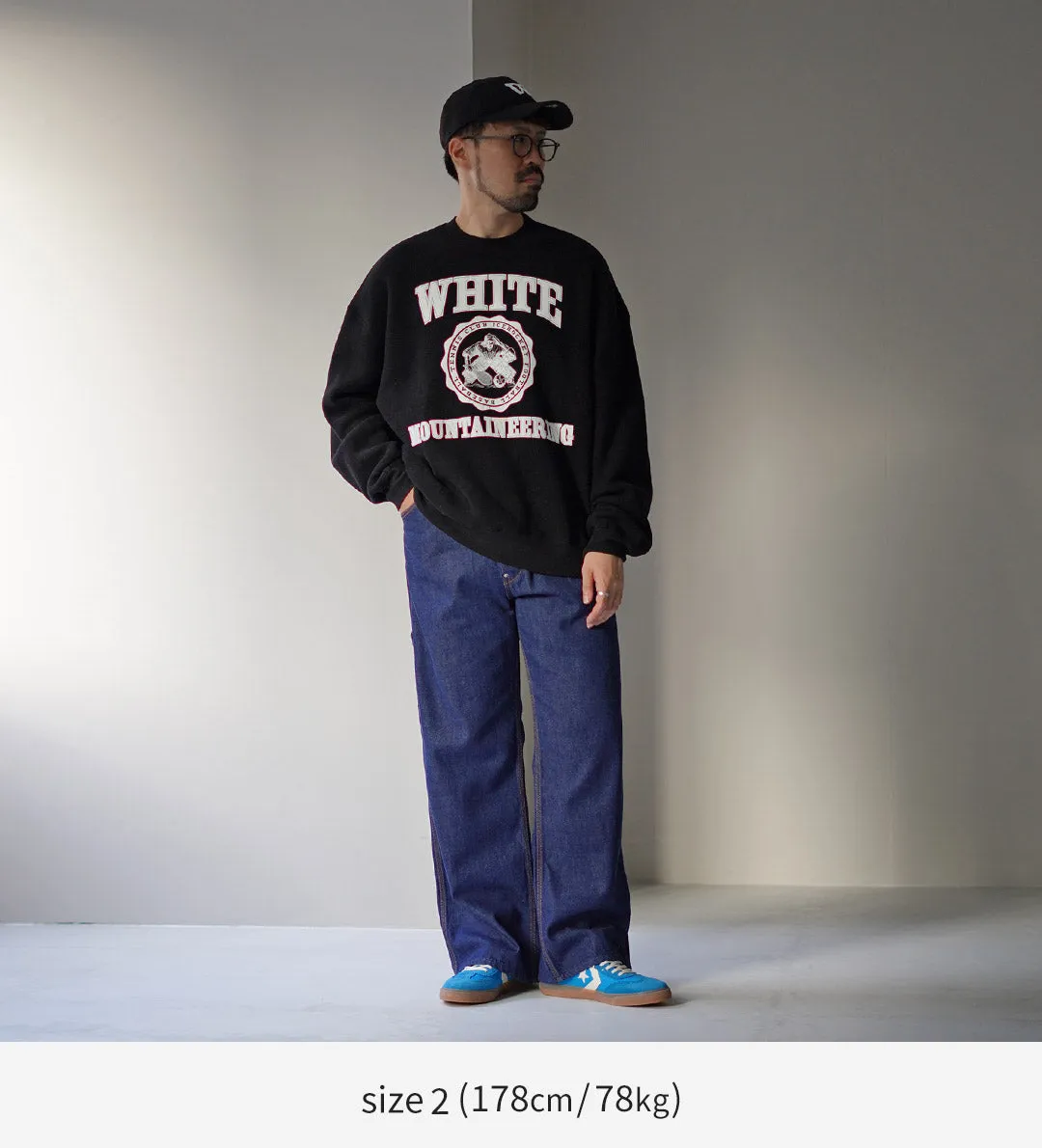 WHITE MOUNTAINEERING（ホワイトマウンテニアリング） カレッジロゴ スウェット