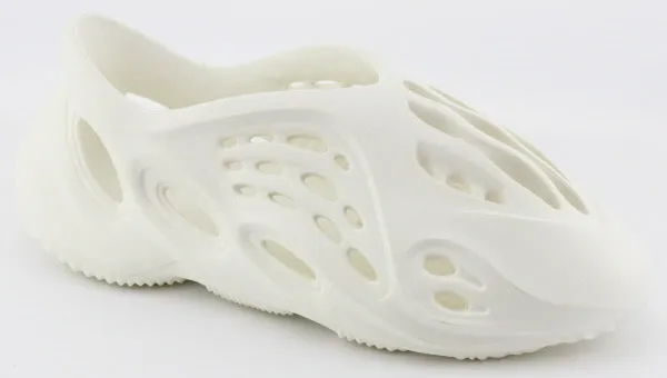 Yez Essential White Foam Shoe